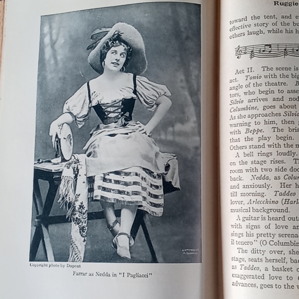 1930 Complete Opera Handbook - Picture 13 of 16